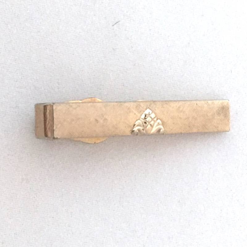 Swank Goldton Geätzte Krawattennadel, Blatt-Design, Rand, 3, 8 cm, Herren-Accessoire, Krawattenklammer, Krawattenverschluss, Herren-Accessoires Swank Goldton Geätzte Krawattennadel, Blatt-Design, Rand, 3, 8 cm, Herren-Accessoire, Krawattenklammer, Krawattenverschluss, Herren-Accessoires von TexasGalTreasures