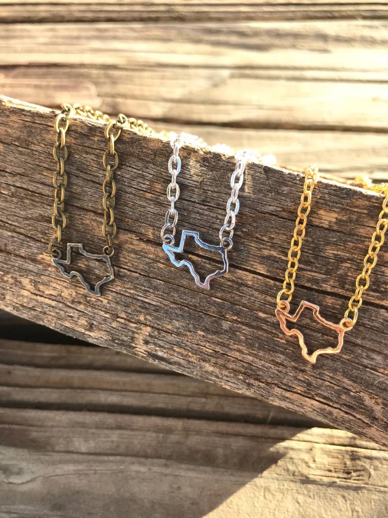 Texas Halskette, Zierliche, State Pride, Texas Outline, Silber, Gold, Bronze, 18" von TexasRoanDesigns