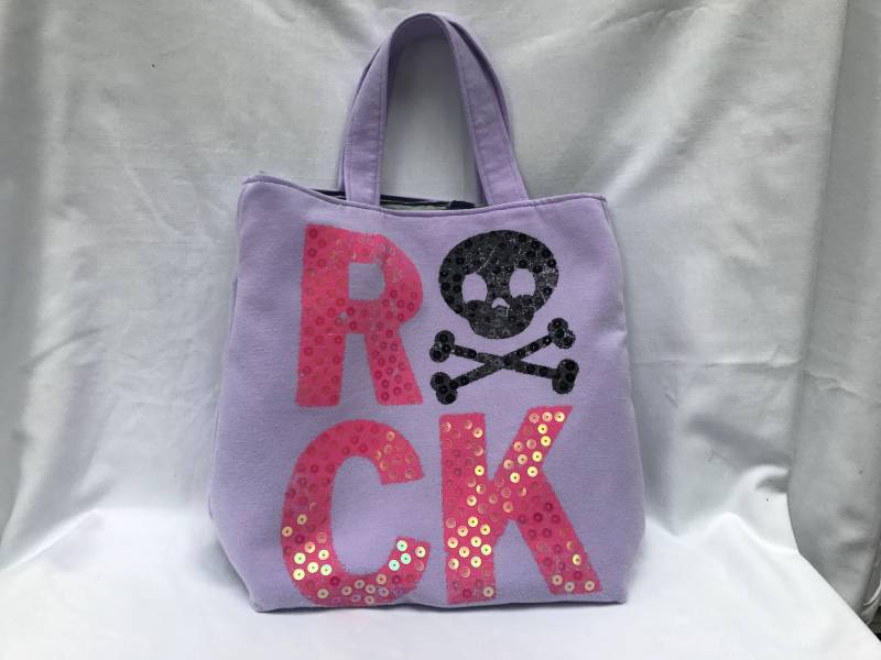 Rosa Und Lila Rock Einkaufstasche, Upcycled T-Shirts, Zweckentfremdet, Totenkopf von TextileStockpile