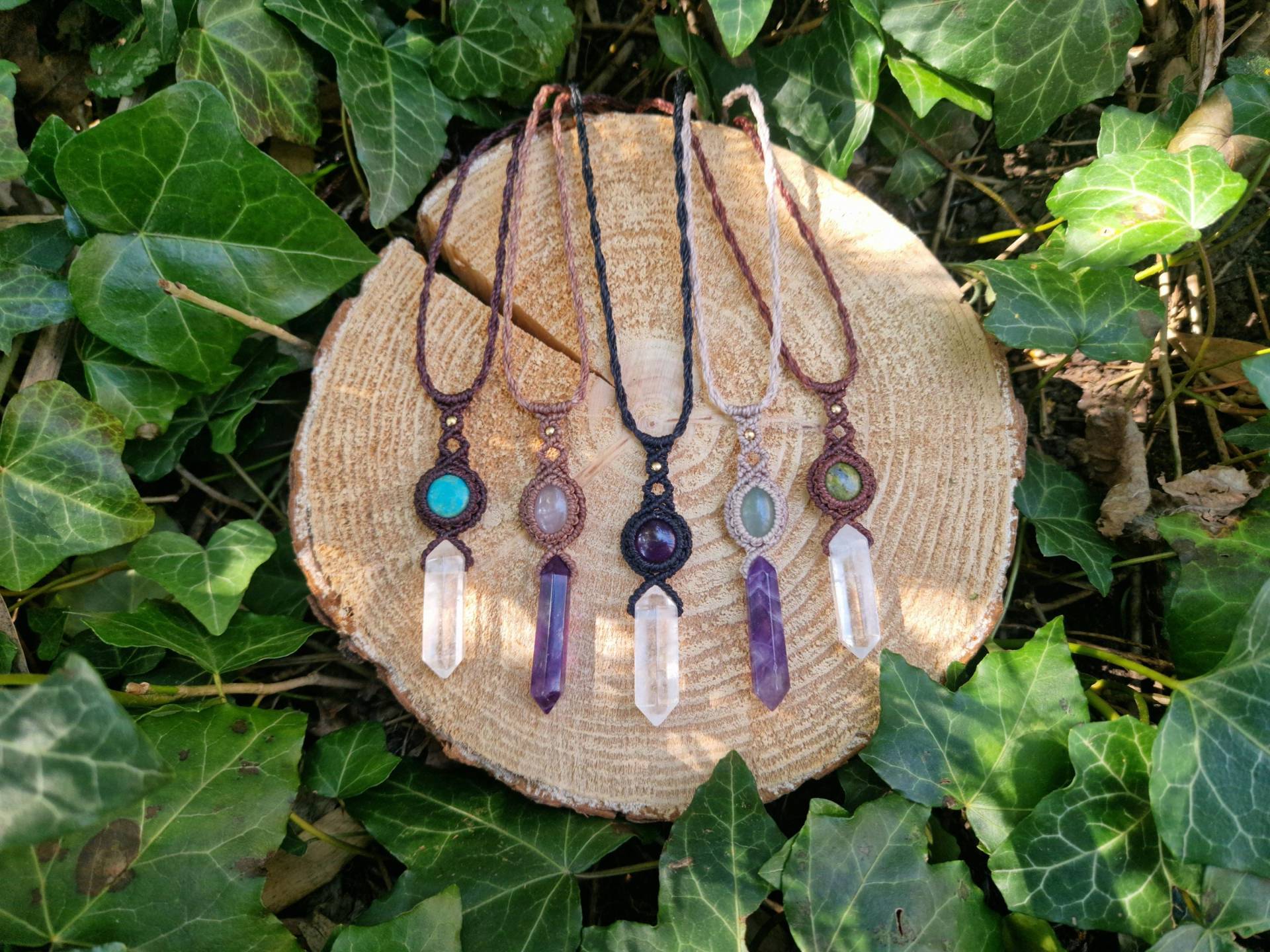 Amethyst - Oder Bergkristallspitze Edelstein | Türkis, Rosenquarz, Amethyst, Aventurin Unakit Macramé Halsketten Mit Messingperlen von ThInksArtByHeart