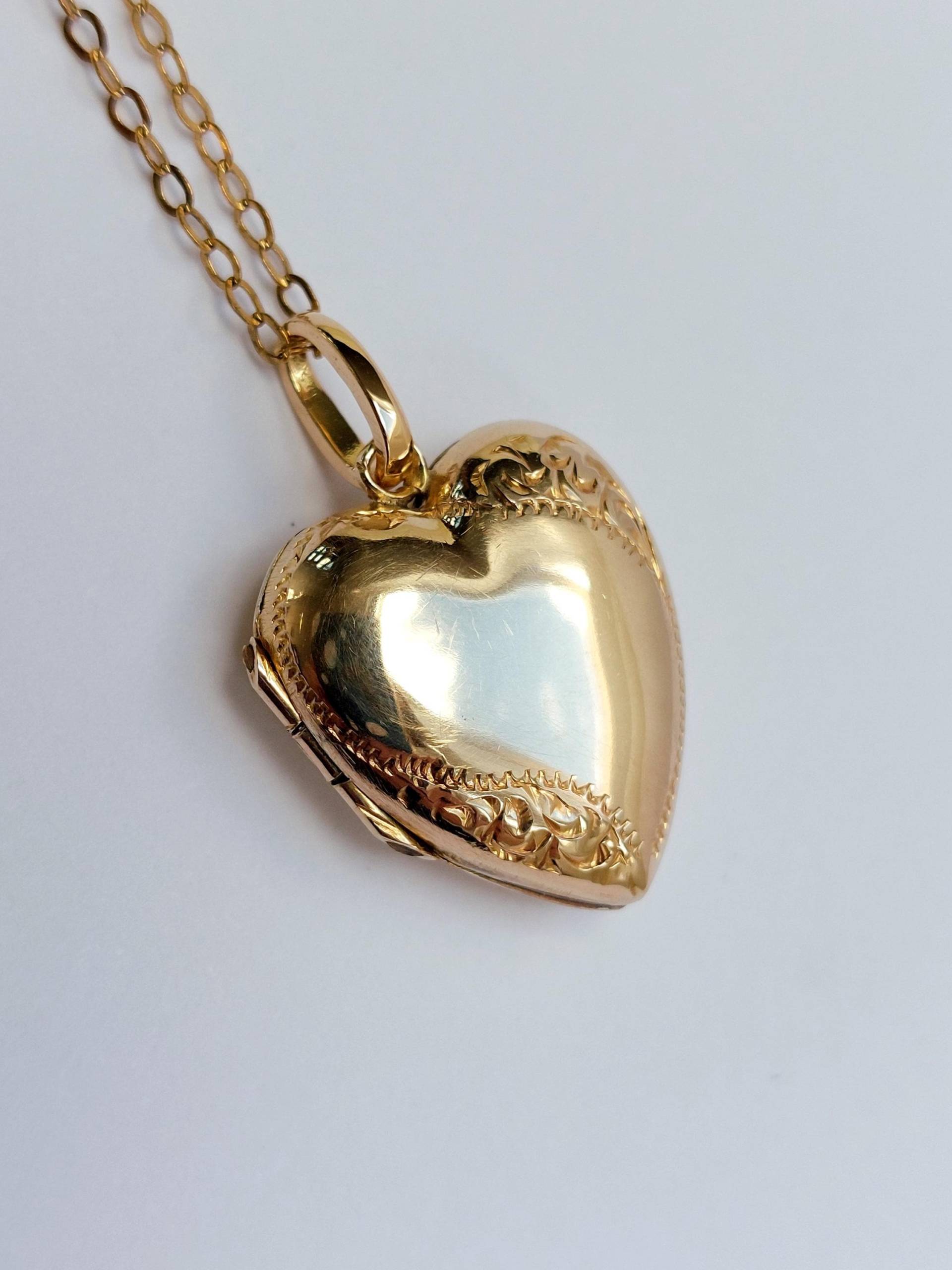 Vintage 9 Karat Gold Back & Front Herz Medaillon - 18K Neue Schlaufe von Thalievintage