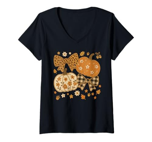 Damen Herbst-Kürbisse mit Schleifen, Retro-Blumenmuster, Kokette T-Shirt mit V-Ausschnitt Damen Herbst-Kürbisse mit Schleifen, Retro-Blumenmuster, Kokette T-Shirt mit V-Ausschnitt von Thanksgiving Cozy Autumn Aesthetic Co.