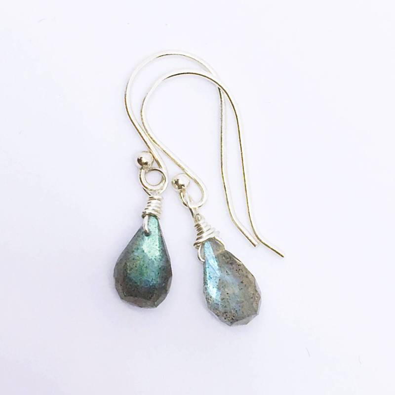 Zierliche Labradorit Ohrringe, Ohrhänger, Teardrop Boucles D'oreilles Labradorit, Sterling Silber Threader Ohrringe Zierliche Labradorit Ohrringe, Ohrhänger, Teardrop Boucles D'oreilles Labradorit, Sterling Silber Threader Ohrringe von ThatStoneStudio