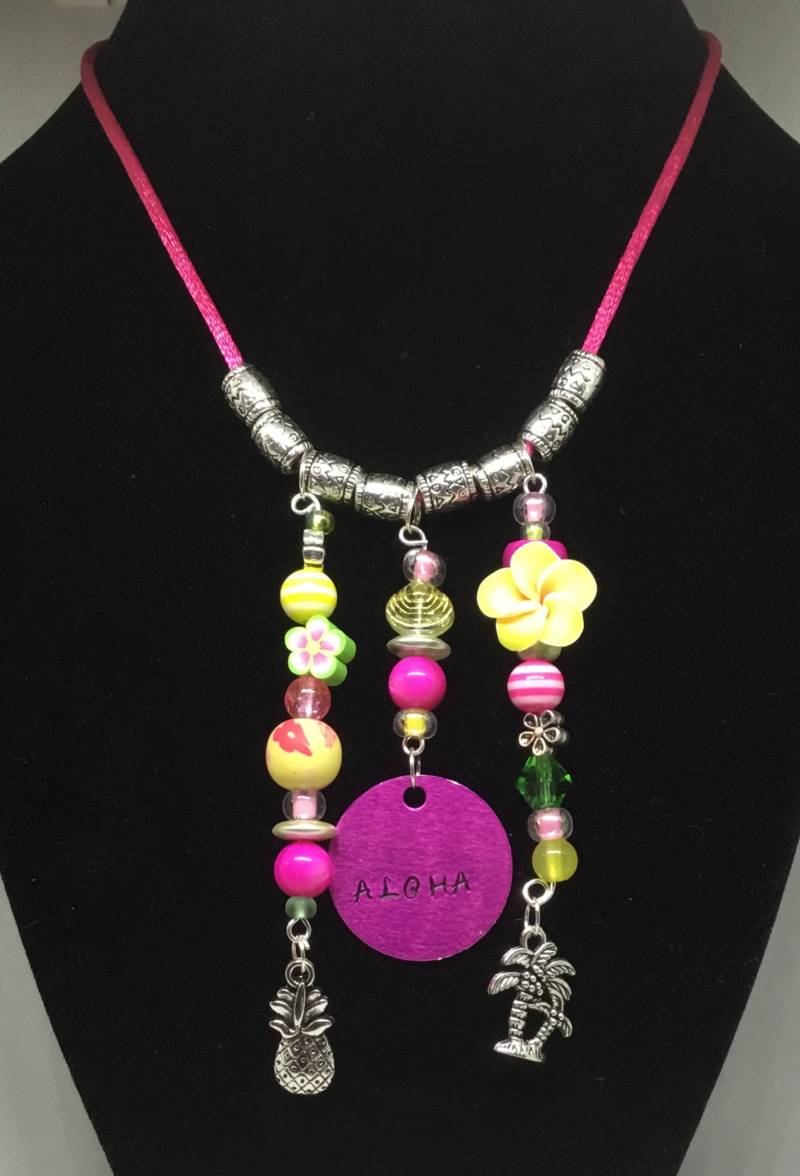Aloha Anhänger Halskette Aloha Anhänger Halskette von ThatissoyoubyKiki