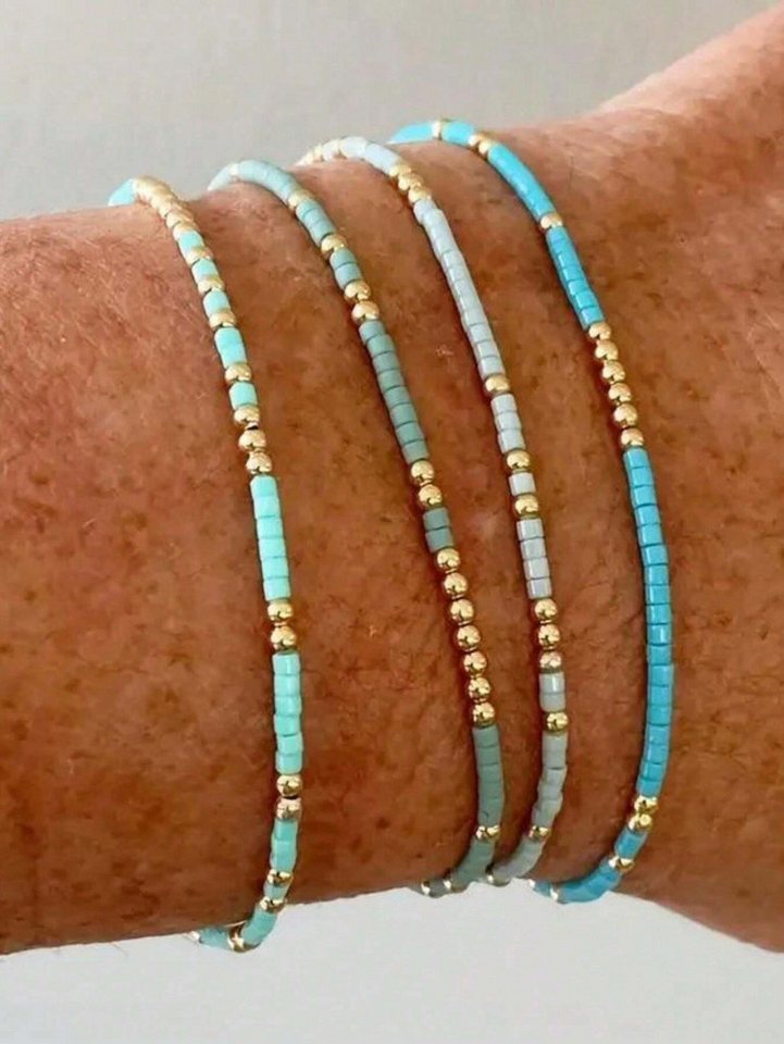 The Beauty House Armband 4 Stück Handgefertigte Stretch-Armbänder mit türkisfarbenen Perlen, – boho-inspirierter Schmuck für den Strand von The Beauty House