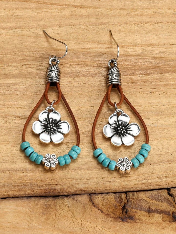 The Beauty House Ohrring-Set Boho Damen Ohrringe mit Blume & Türkisperlen – Vintage Ethno Stil The Beauty House Ohrring-Set Boho Damen Ohrringe mit Blume & Türkisperlen – Vintage Ethno Stil von The Beauty House