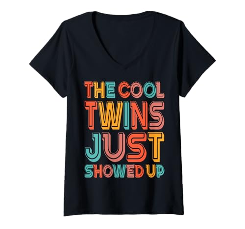 Damen Die coolen Zwillinge sind gerade aufgetaucht Lustiges Twin Twinning Matching T-Shirt mit V-Ausschnitt von The Cool Twins Just Showed up Funny Twins Tees