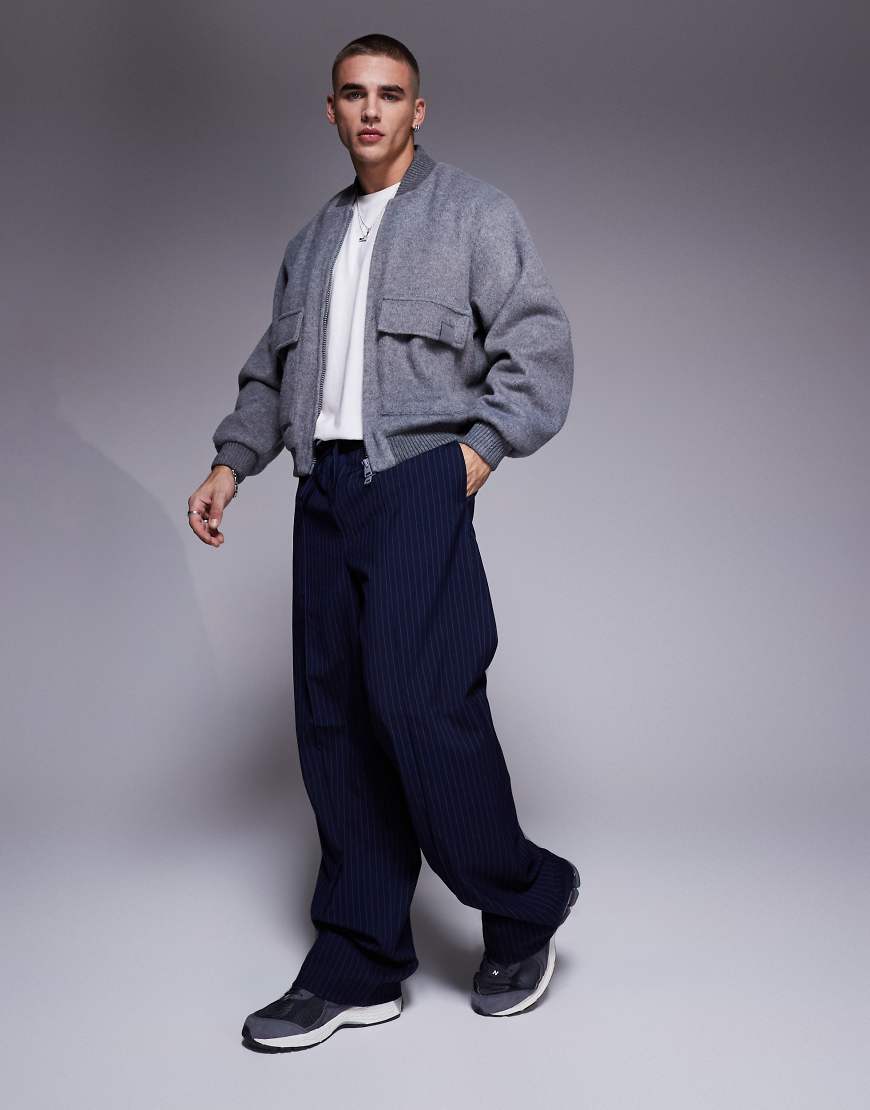 The Couture Club - Bomberjacke aus einer Wollmischung in Grau The Couture Club - Bomberjacke aus einer Wollmischung in Grau von The Couture Club
