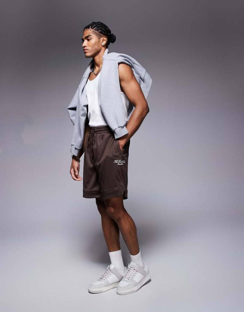 The Couture Club - College-Shorts aus Netzstoff in Dunkelbraun von The Couture Club