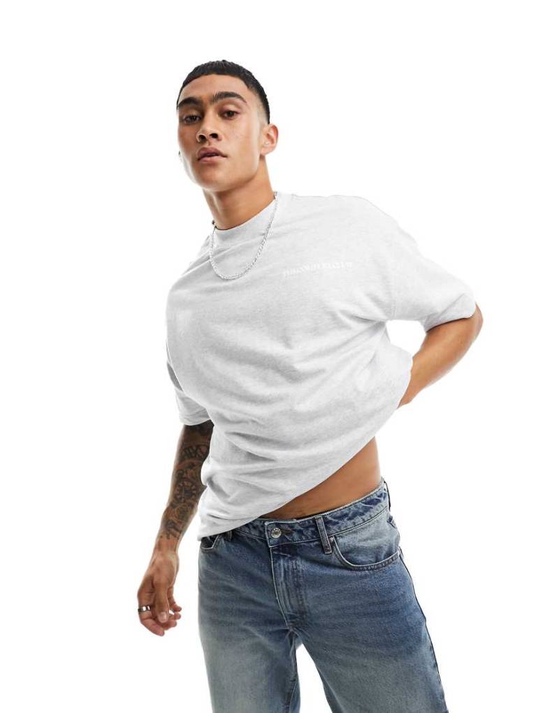 The Couture Club - T-Shirt in verwaschenem Grau mit Markenlogo von The Couture Club