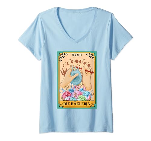 Damen The Crocheter Tarot Card German Text Crocheting Die Häklerin T-Shirt mit V-Ausschnitt Damen The Crocheter Tarot Card German Text Crocheting Die Häklerin T-Shirt mit V-Ausschnitt von The Crocheter Tarot Card Hooker