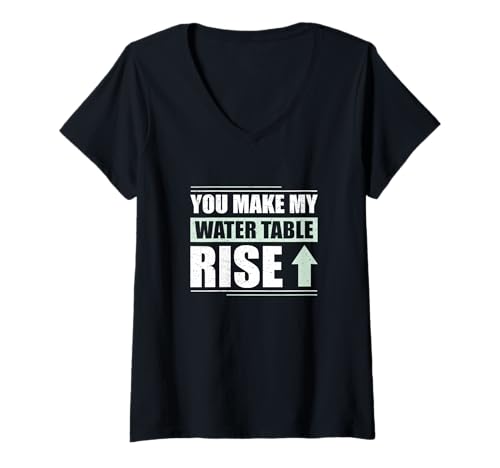 Damen Ihr lasst Meinen Grundwasserspiegel steigen Geotechnik Geotech Engineers T-Shirt mit V-Ausschnitt Damen Ihr lasst Meinen Grundwasserspiegel steigen Geotechnik Geotech Engineers T-Shirt mit V-Ausschnitt von The Geotechnics Legend