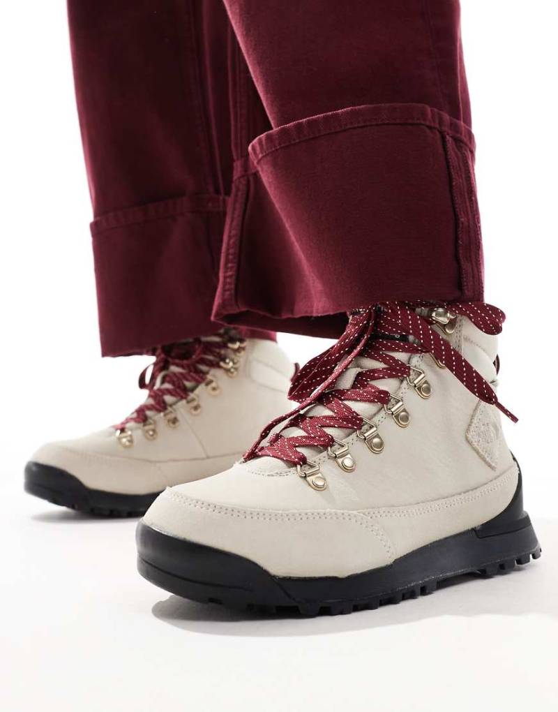 The North Face - Back-To-Berkeley IV - Stiefel aus wasserdichtem Leder in Weiß und Burgunderrot von The North Face