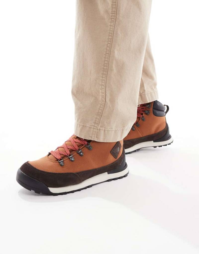 The North Face - Back-To-Berkeley IV - Wasserdichte Retro-Wanderstiefel in Braun von The North Face