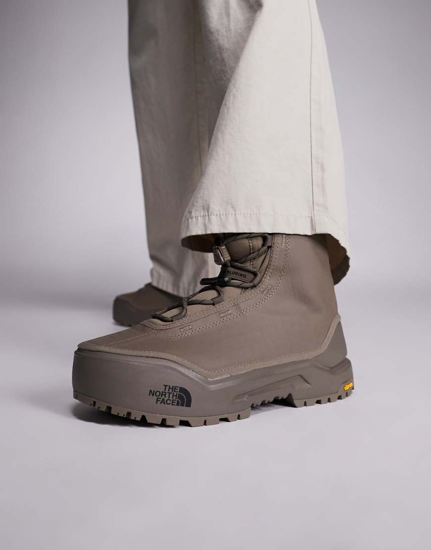 The North Face - Base Camp 100 - Wasserfeste Boots in Braun-Brown von The North Face