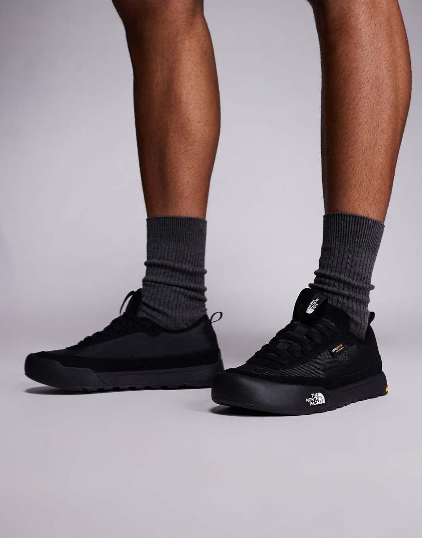 The North Face - Clyffe - Sneaker in TNF-Schwarz/TNF-Schwarz von The North Face