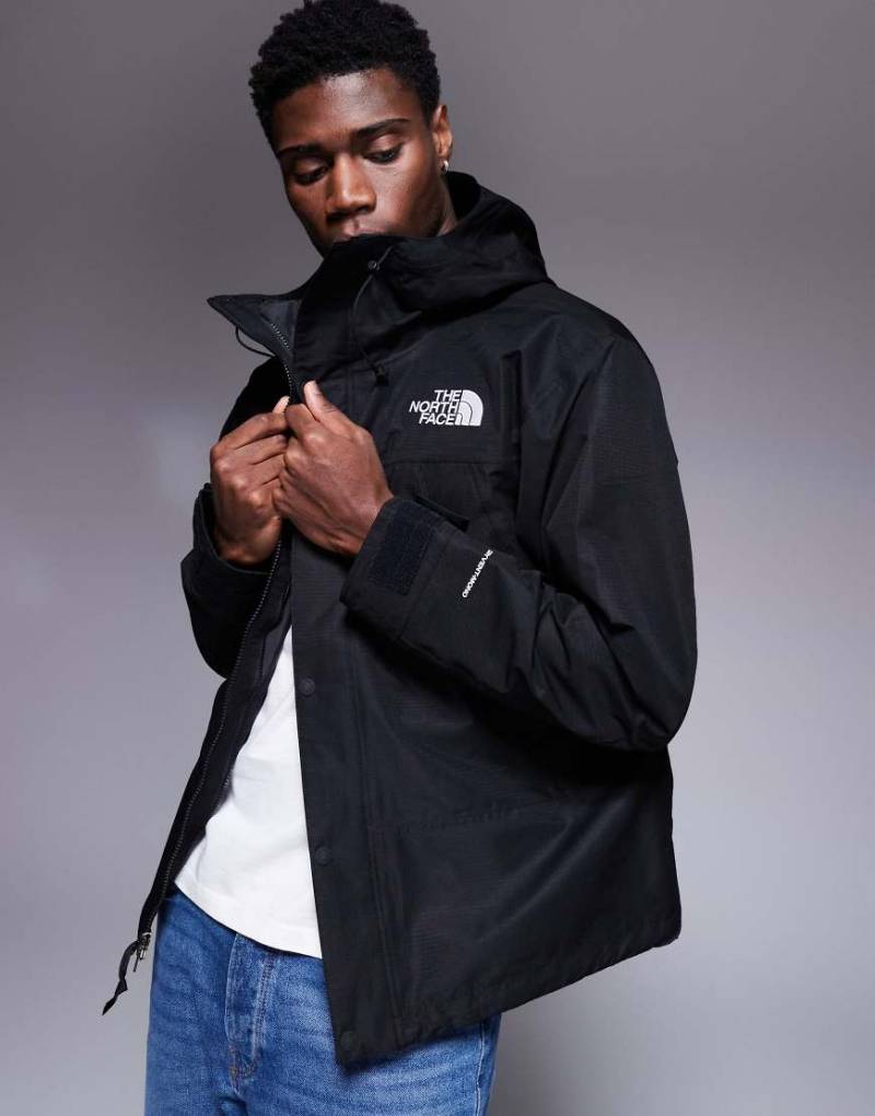 The North Face - Dryven Mono Mountain - Wasserfeste Jacke in Schwarz von The North Face