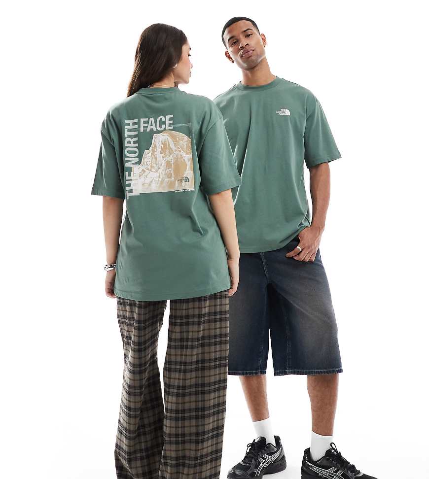 The North Face - Half Dome - T-Shirt in Grün mit Fotoprint The North Face - Half Dome - T-Shirt in Grün mit Fotoprint von The North Face