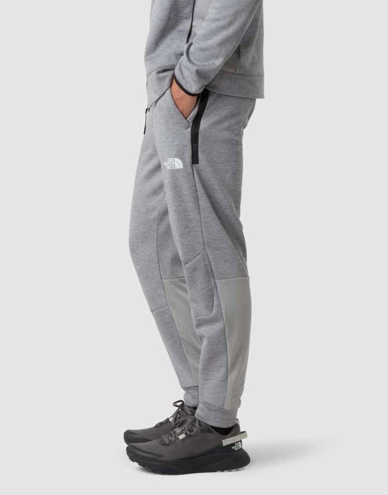 The North Face - M Mountain Athletics - Fleece-Hose in TFN Pale Grey Heather/M-Grau von The North Face