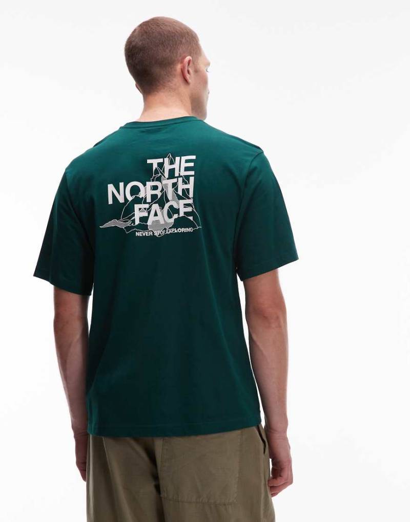 The North Face - Mountain Sketch - Oversize-T-Shirt in Dunkelgrün mit Rückenprint von The North Face