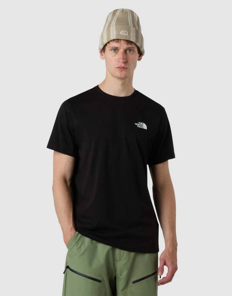 The North Face - NSE Box Raku Horse Infill - T-Shirt in TNF-Schwarz/Kardinalrot von The North Face