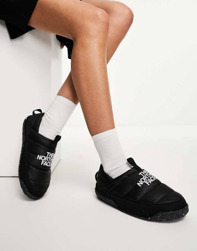 The North Face - Nuptse - Mules in Schwarz mit Daunen-Wattierung von The North Face