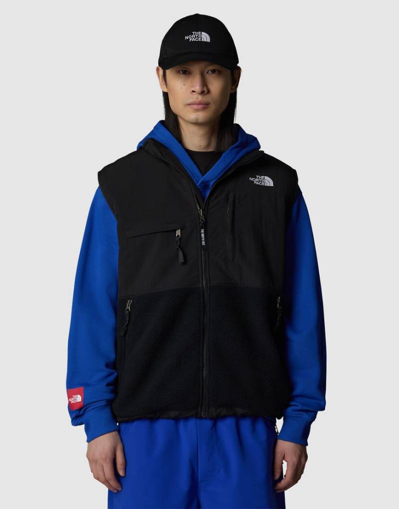 The North Face - Retro Denali - Weste in Schwarz von The North Face