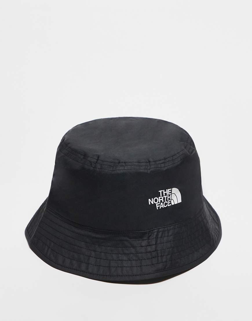 The North Face - Sun Stash - Wendbarer Anglerhut in Schwarz und Weiß mit Logo The North Face - Sun Stash - Wendbarer Anglerhut in Schwarz und Weiß mit Logo von The North Face