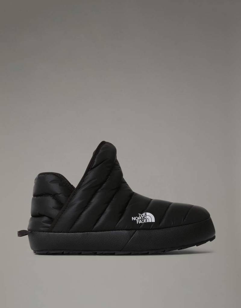 The North Face - Thermoball Traction - Stiefel in Schwarz und Weiß von The North Face