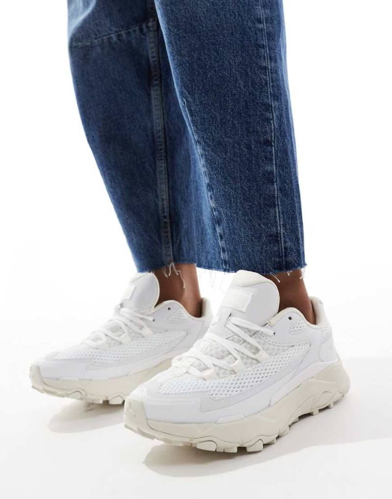 The North Face - Vectiv Taraval - Sneaker in Weiß von The North Face