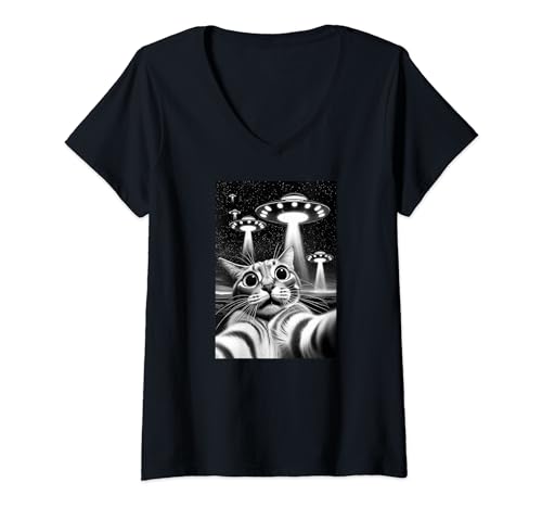 Damen Katze UFO | Lustige Invasion Meme Retro Alien Katze UFO Selfie T-Shirt mit V-Ausschnitt Damen Katze UFO | Lustige Invasion Meme Retro Alien Katze UFO Selfie T-Shirt mit V-Ausschnitt von The OG Funny Cat UFO Selfie Alien Tee
