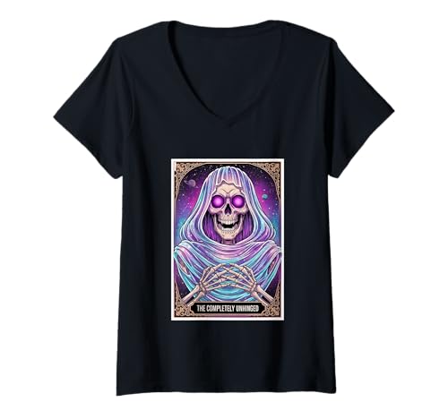 Damen Die völlig aus den Fugen geratene kosmische Schädelkunst T-Shirt mit V-Ausschnitt Damen Die völlig aus den Fugen geratene kosmische Schädelkunst T-Shirt mit V-Ausschnitt von The Tarot Halloween Collection Click here for more