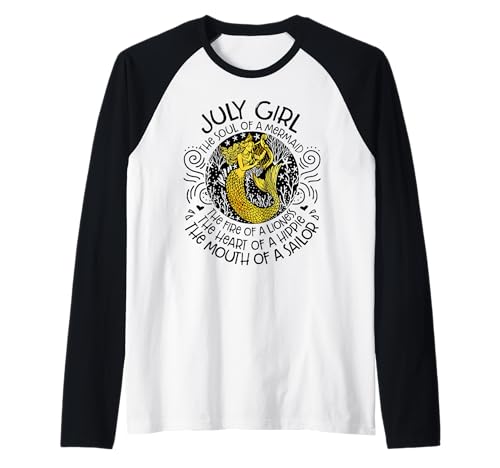 Juli Mädchen die Seele einer Meerjungfrau das Feuer einer Löwin Raglan Juli Mädchen die Seele einer Meerjungfrau das Feuer einer Löwin Raglan von The heart of a hippie the mouth of a sailor Tee
