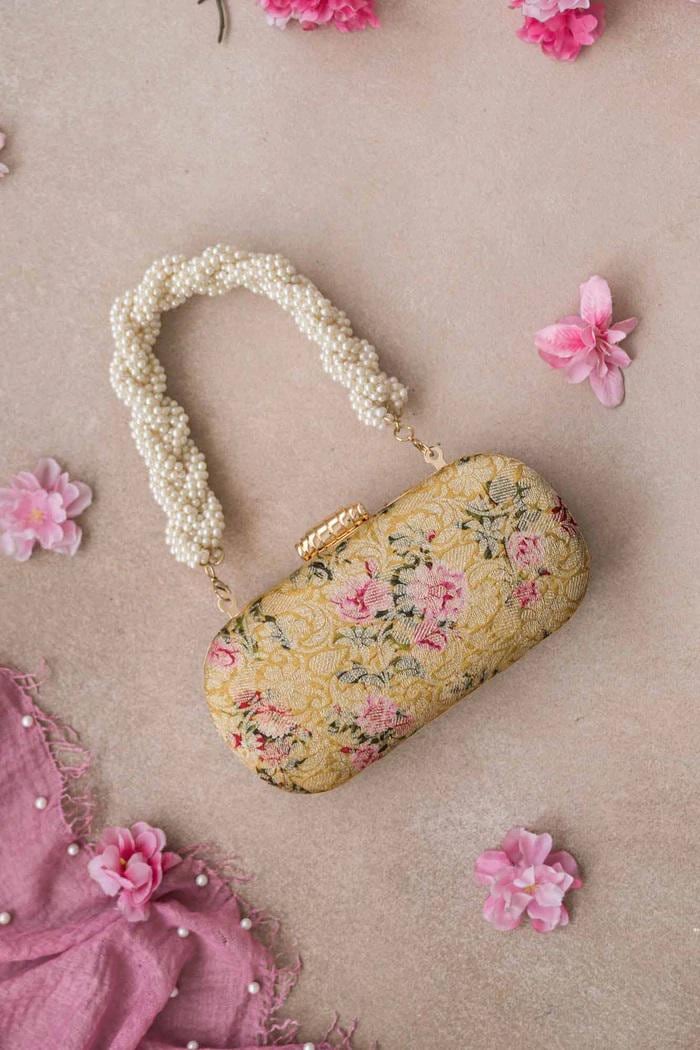 Elora Capsule Clutch - Senf, Brokat Mit Blumenmuster, Handgefertigte Zum Verschenken, Diwali Festliche Taschen von TheAMYRAStore