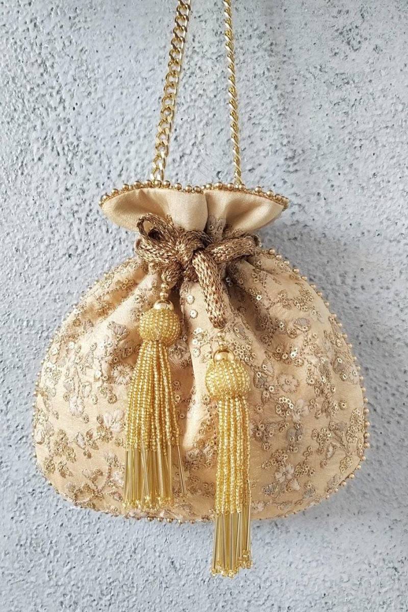 Gold Floral Potli Tasche Mit Metallschleuder von TheAMYRAStore