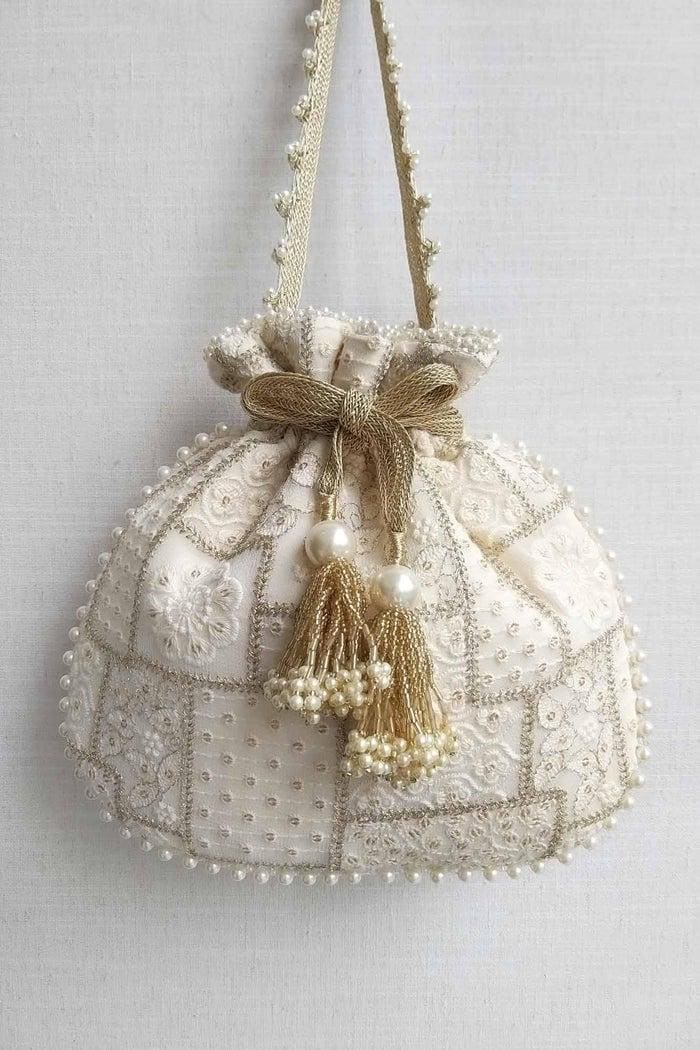 Mosaik Off White Luxe Bestickte Brauttasche, Designer - Und Abendtasche, Diwali Partytasche von TheAMYRAStore