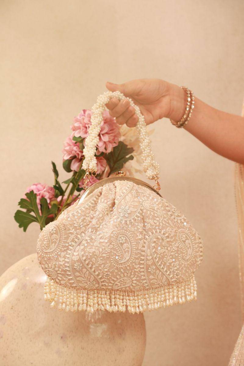 Rhea Threadwork Vintage Purse - Grey, Brautjungfern Taschen, Premium Bestickte Potli Geschenke Für Sie, Brautparty Taschen von TheAMYRAStore