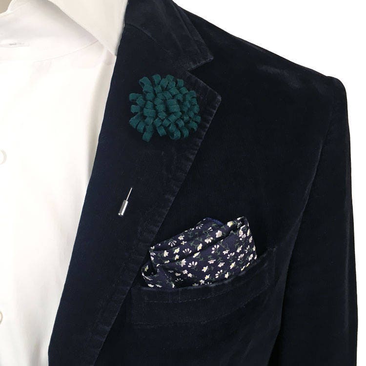 Grüner Loop Filz-Reversblumen-Anstecker von TheAccessorizedMan