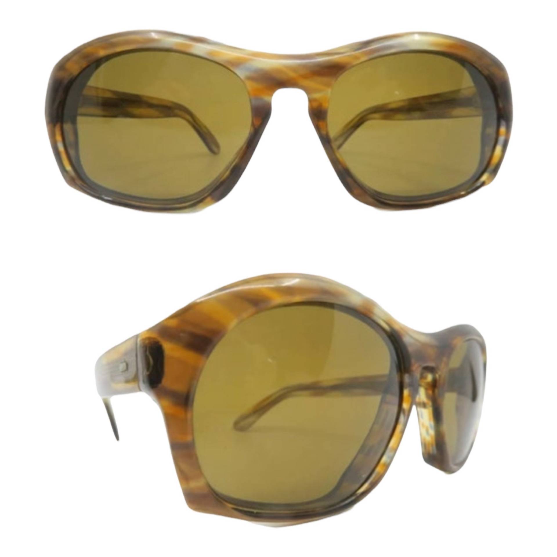 Vintage 1970Er Cemo Sonnenbrille Mit Dickem Rahmen in Braun Marmoriertem Look Schlüssellochsteg, Made Germany Vintage 1970Er Cemo Sonnenbrille Mit Dickem Rahmen in Braun Marmoriertem Look Schlüssellochsteg, Made Germany von TheAddict