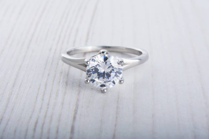 1.5Ct Künstlicher Diamantsimulant Solitärring Erhältlich in Weißgold Oder Titan - Verlobungsring Ehering von TheAladdinsCave