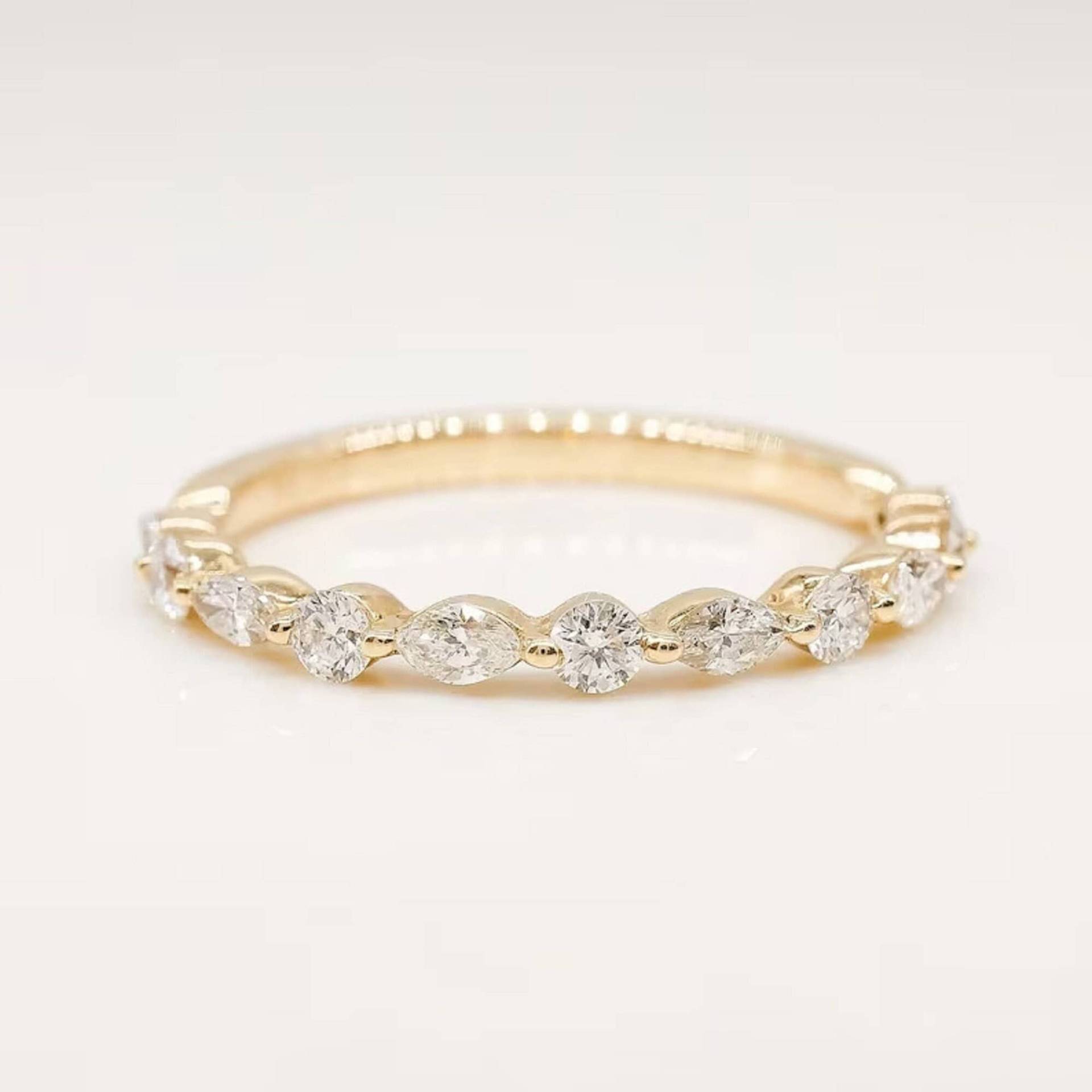 Marquise-Rundschnitt Ehering|Halb Eternity Band|14K Moissanite Goldring|Passender Ring|Gemeinsamer Ring von TheAmericanGoldHouse