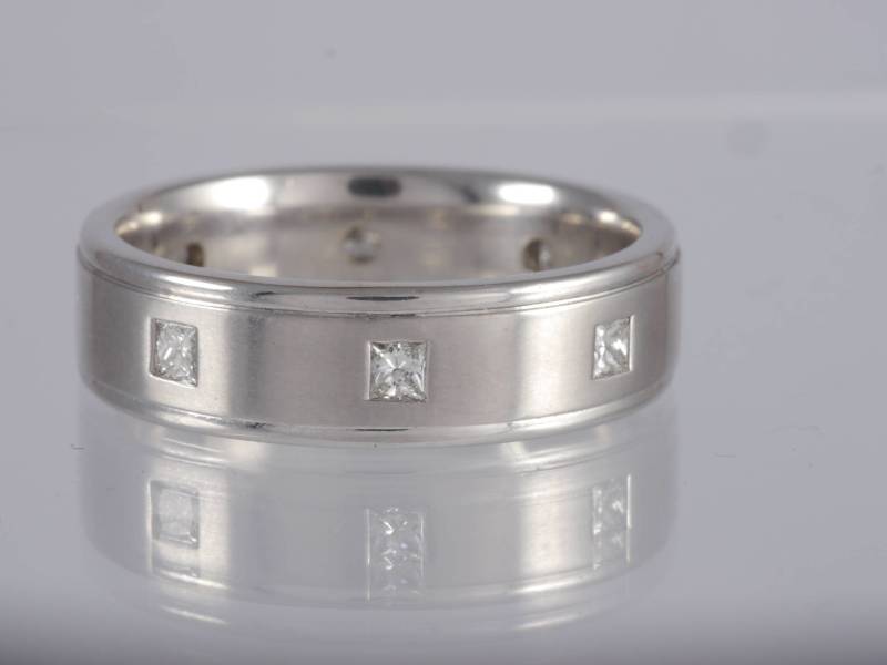 Zertifiziertes | NaglVvs2-Vs1 14K Weißgold Herren Diamant Eheringe Band Gr.8.5 von TheAntiqueAppeal