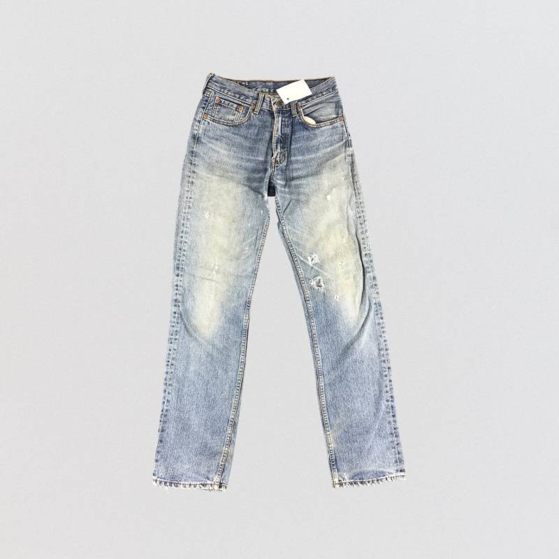 Vintage Distress Levis 502 Jeans 28x33 Blaue Waschung Hohe Taille Distressed Mom von TheArchiveGarments