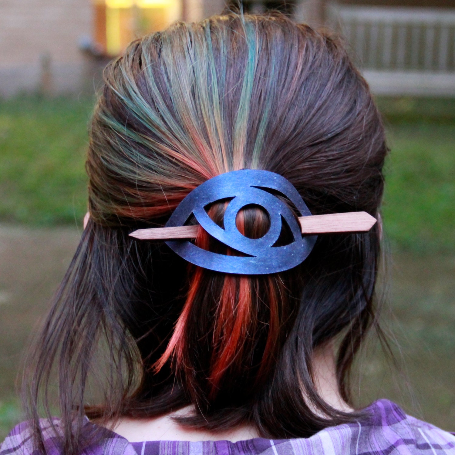 Abstrakte Auge Leder Haarspange Abstrakte Auge Leder Haarspange von TheArmoredDragon