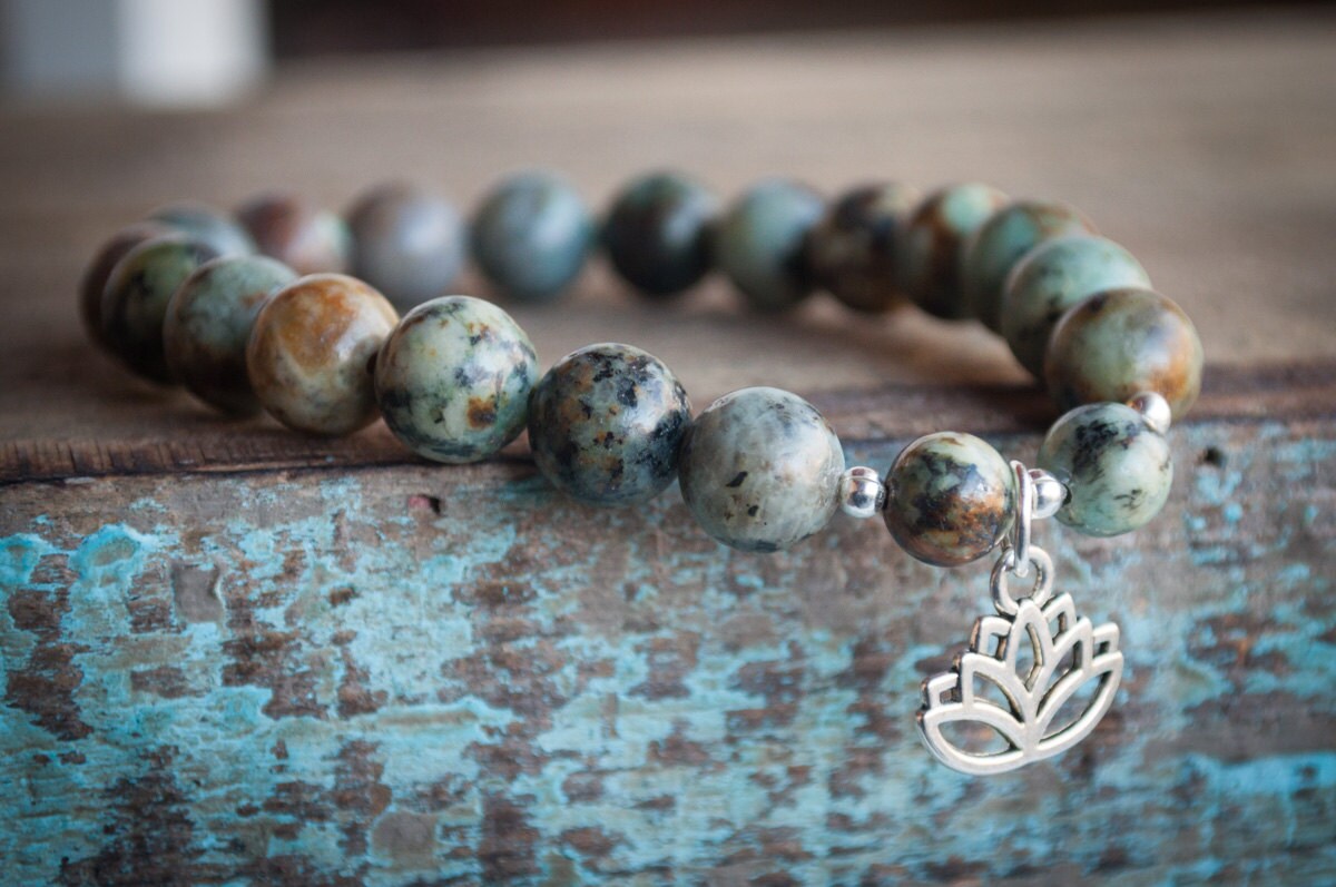 Türkis Armband, Lotus Edelstein-Armband, Schmuck, Natürlichen Silber Lotus, Yoga-Armband, Geschenke Für Sie Türkis Armband, Lotus Edelstein-Armband, Schmuck, Natürlichen Silber Lotus, Yoga-Armband, Geschenke Für Sie von TheArtHausStudios