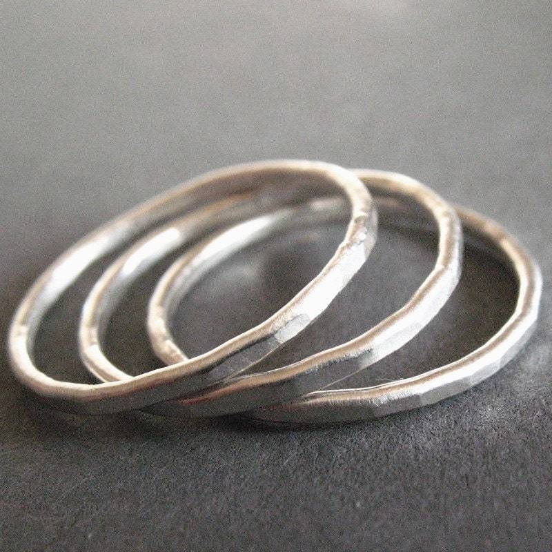 "Feinsilber, Umweltfreundliche Stapelringe - "Gimme The Skinny" "Feinsilber, Umweltfreundliche Stapelringe - "Gimme The Skinny" von TheArtfulLoop