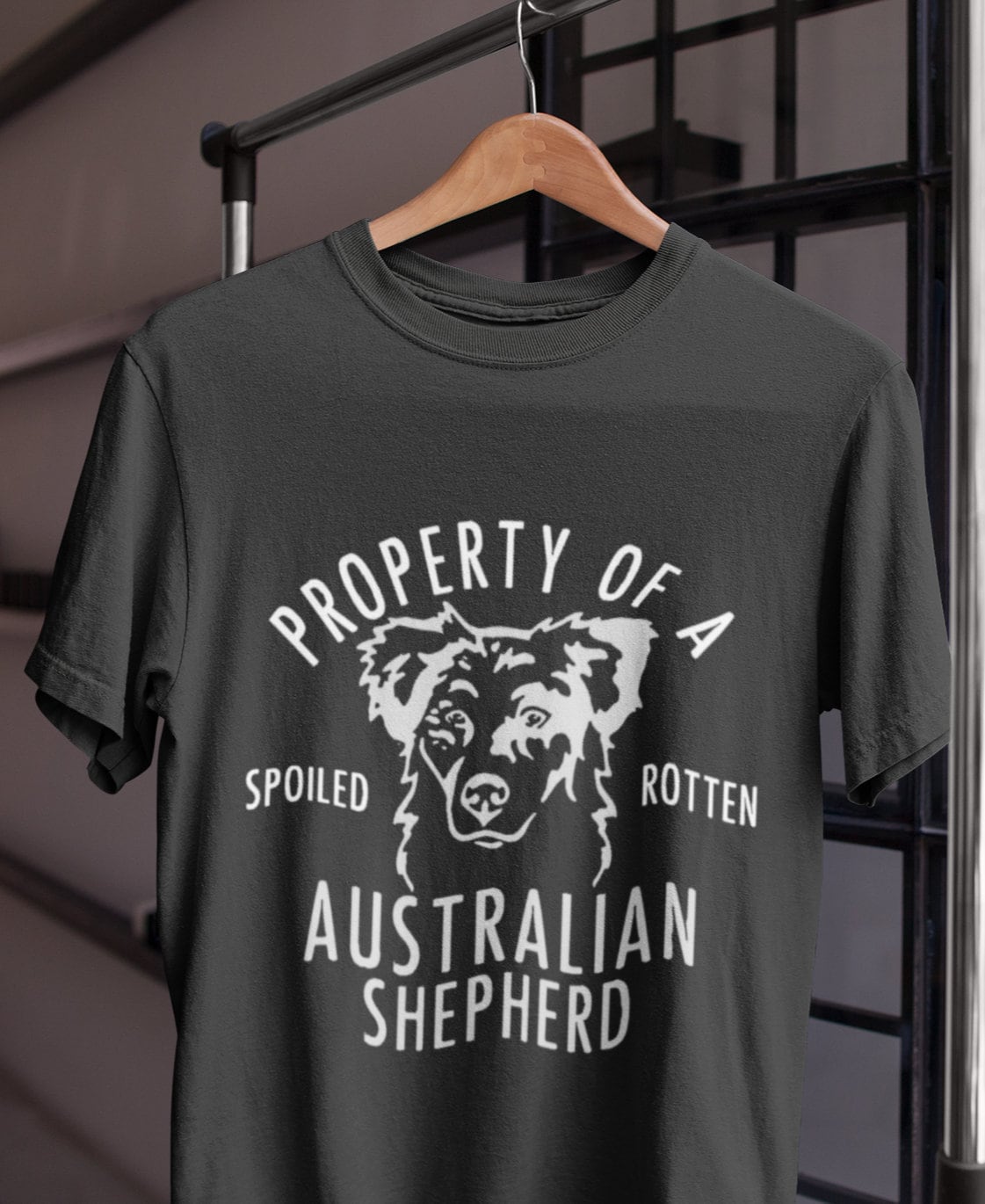 Eigentum Eines Verdorbenen Rotten Australian Shepherd - Hund Geschenk Für Papa Mehrere Farboptionen Größen Eigentum Eines Verdorbenen Rotten Australian Shepherd - Hund Geschenk Für Papa Mehrere Farboptionen Größen von TheAussieLife