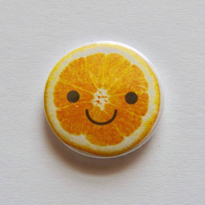 Glücklich Orange 25mm Pinbadge Glücklich Orange 25mm Pinbadge von TheBadgeCave