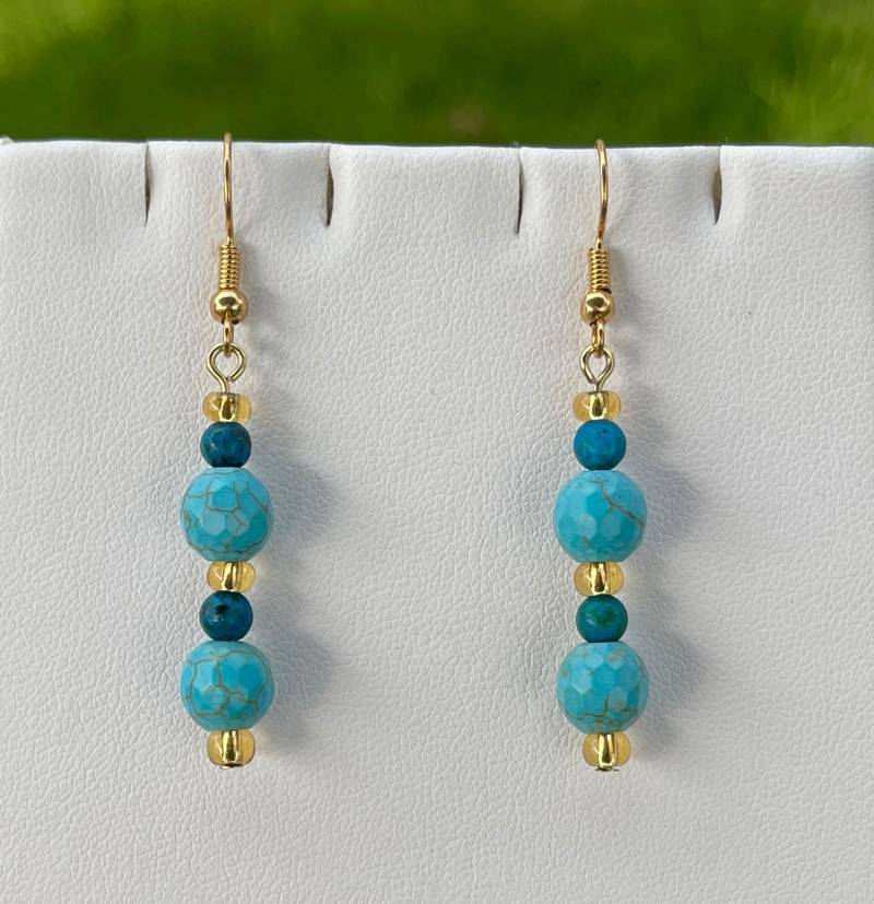 18K Vergoldete Türkis Ohrringe von TheBeadedCactusShop