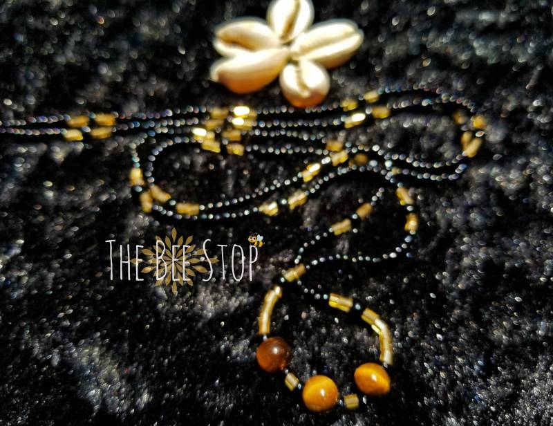 Schwarze Eleganz ~》Taillenperlen | Tigerauge Edelstein Edelstahl-Verschluss Kristall Taille Perlen Körperschmuck Handarbeit Auf Bestellung Schwarze Eleganz ~》Taillenperlen | Tigerauge Edelstein Edelstahl-Verschluss Kristall Taille Perlen Körperschmuck Handarbeit Auf Bestellung von TheBeeStop